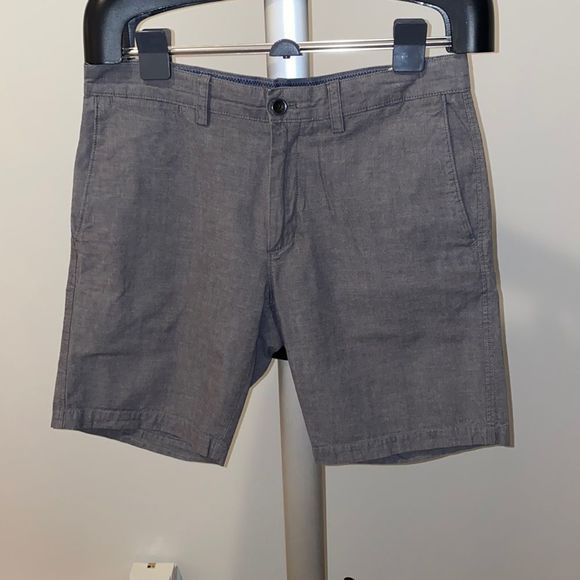 Banana Republic Other - Banana Republic Aiden Fit Mens Shorts Size 32 Gray 9” inseam